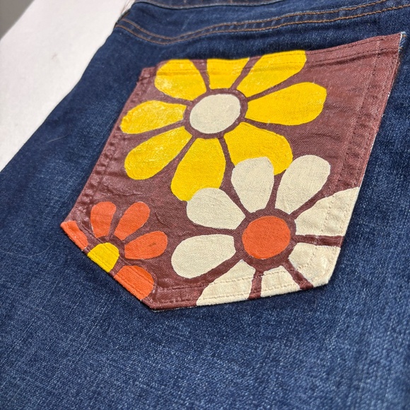 Old Navy Diva Jeans Hand Painted Mod Retro Flower Yellow Orange 70s Boho Plus 20 - Picture 8 of 11